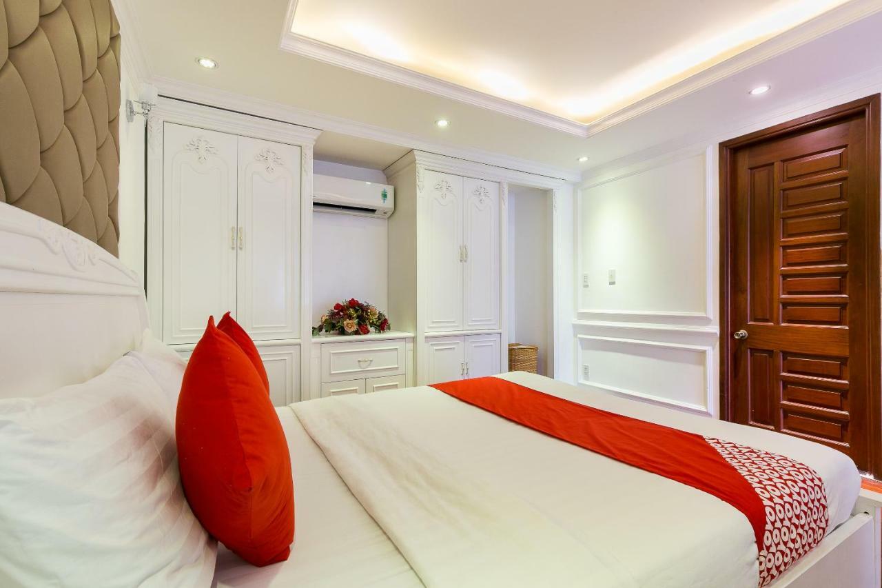 Oyo 273 Ngoc Anh Hotel Thành Pho Ho Chí Minh Esterno foto