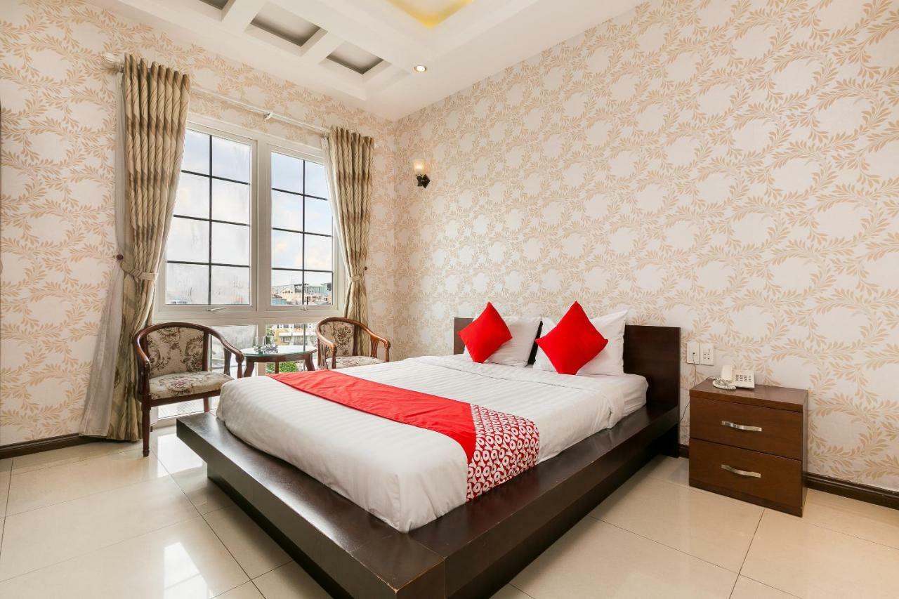 Oyo 273 Ngoc Anh Hotel Thành Pho Ho Chí Minh Esterno foto